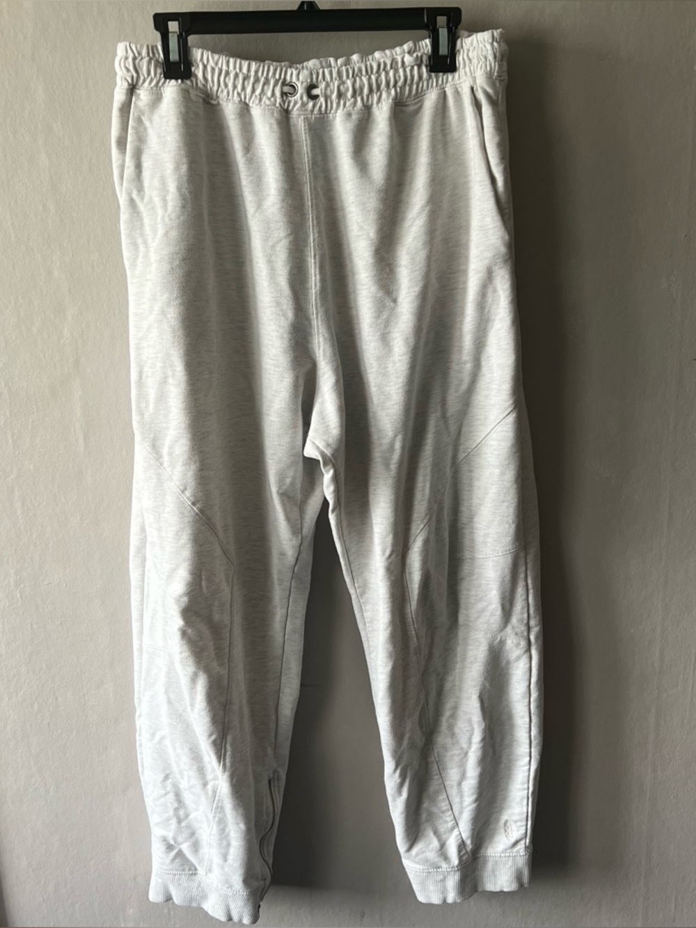 Free People Movement Light Grey Oversized Sweapant Size Medium